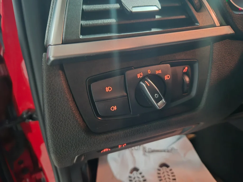 BMW 3 Series (F30) 320d