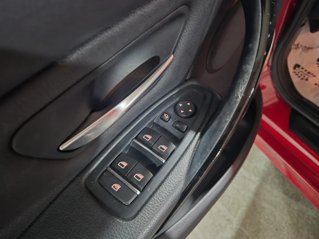 BMW 3 Series (F30) 320d