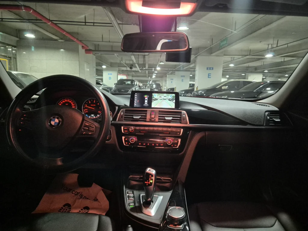 BMW 3 Series (F30) 320d