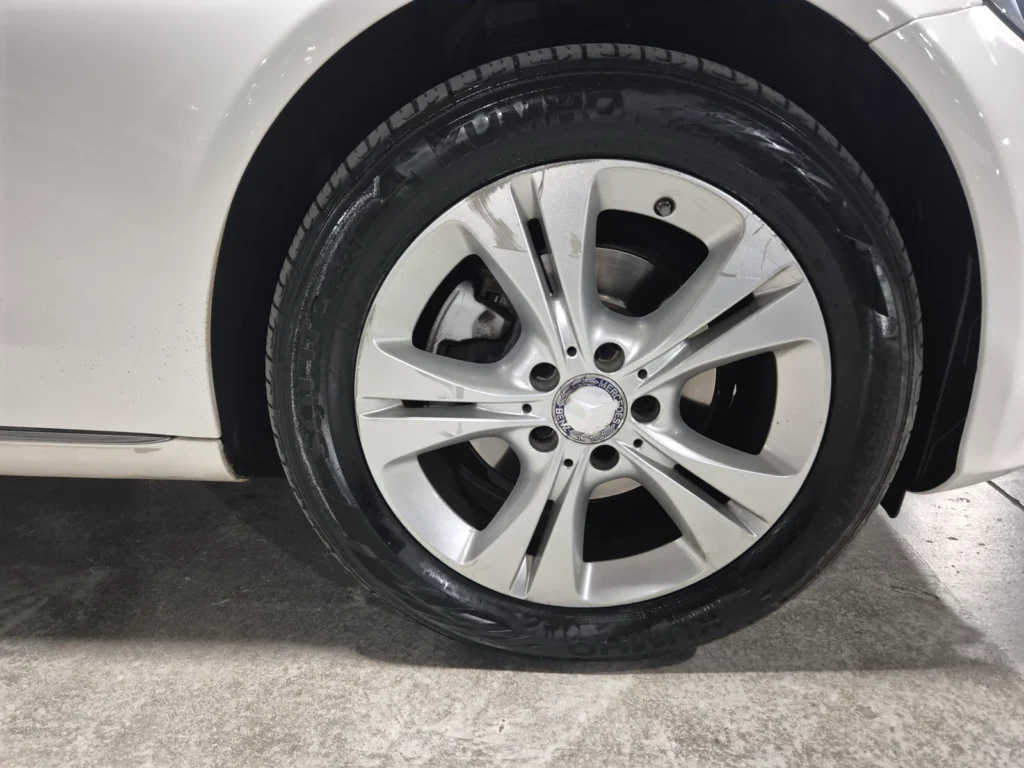 Benz C-Class W205 C220d 4MATIC