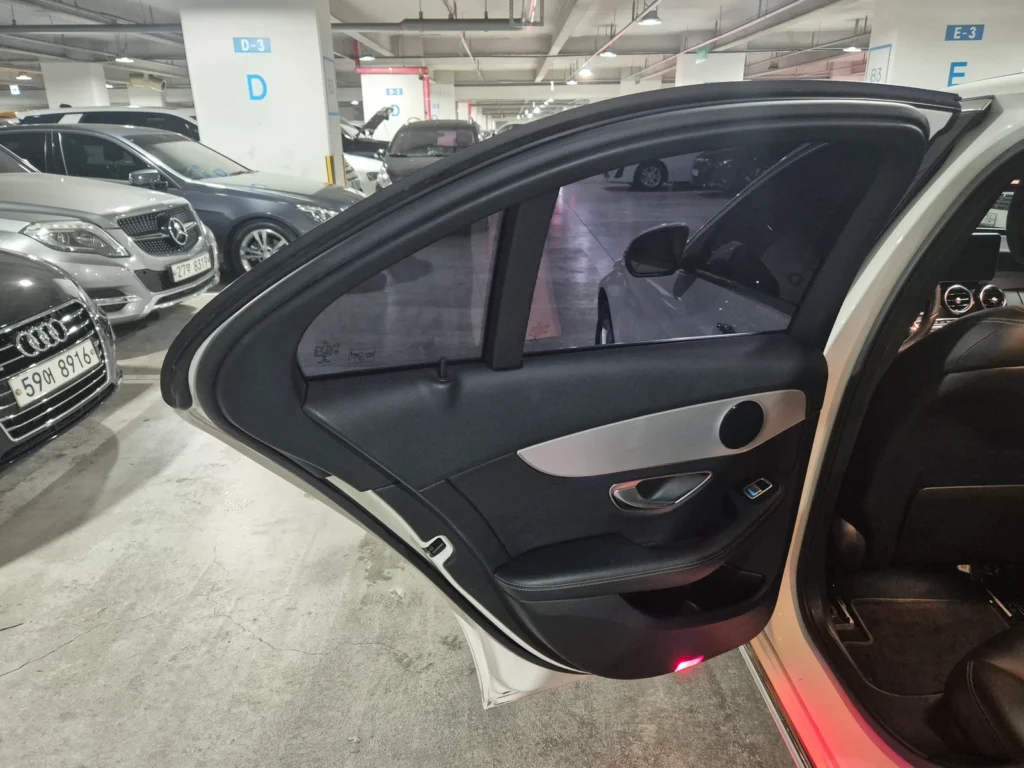 Benz C-Class W205 C220d 4MATIC