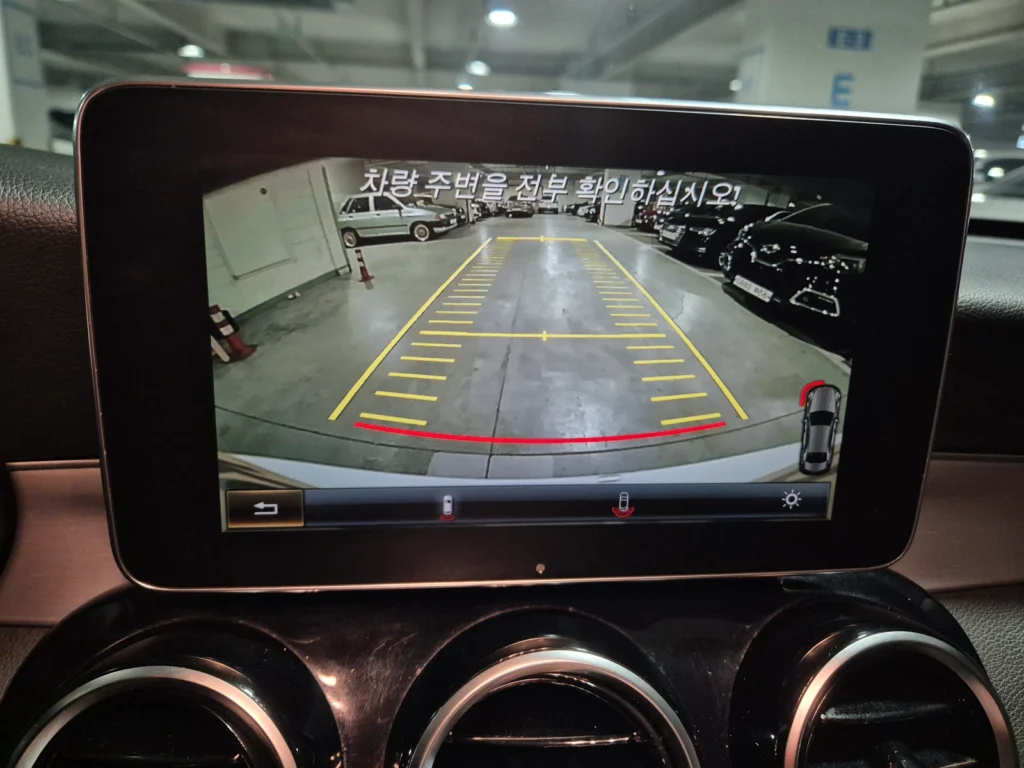 Benz C-Class W205 C220d 4MATIC