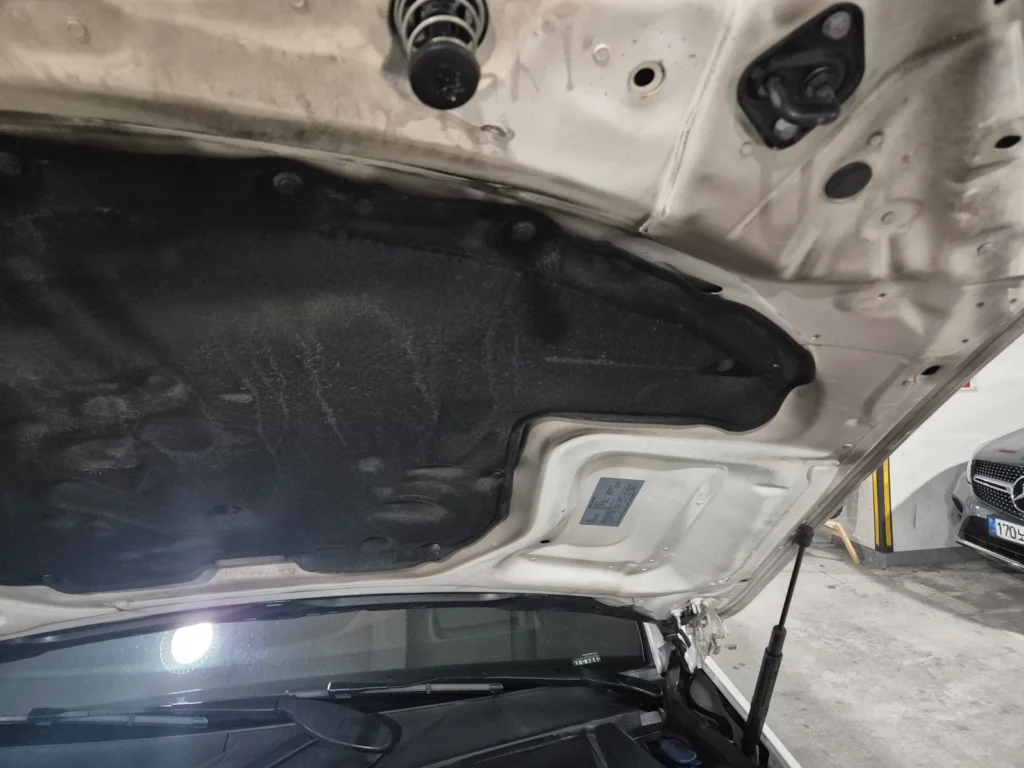 Benz C-Class W205 C220d 4MATIC