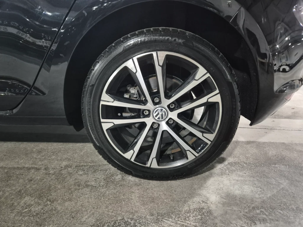 Volkswagen Golf 7th Generation 2.0 TDI Premium