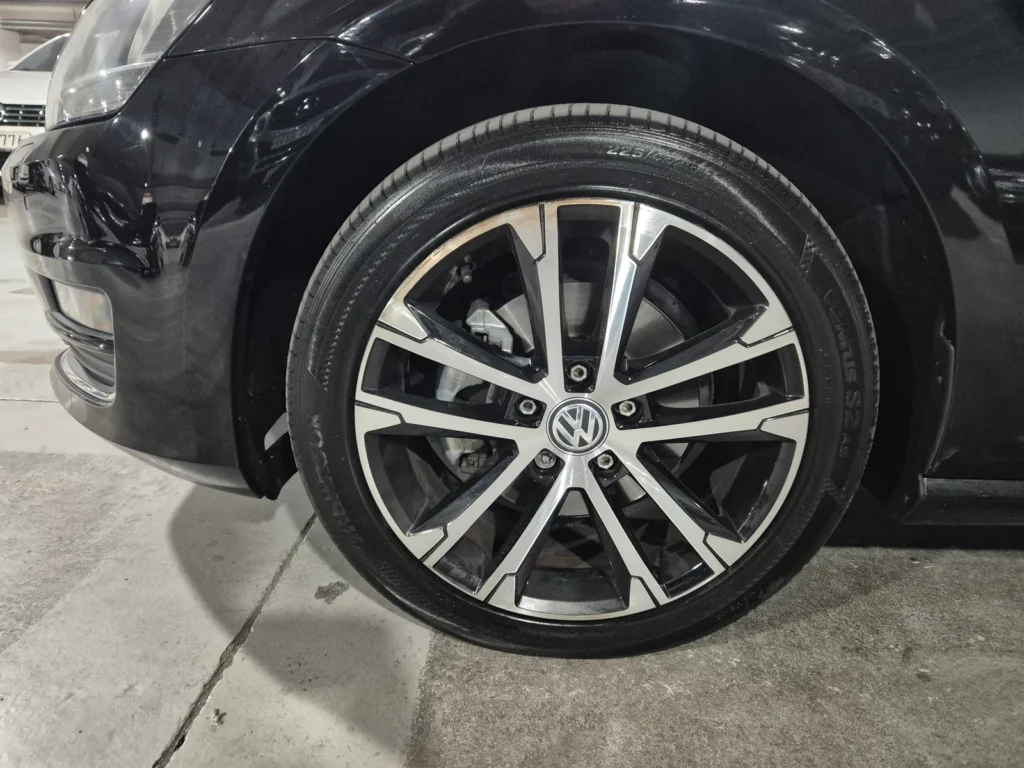 Volkswagen Golf 7th Generation 2.0 TDI Premium