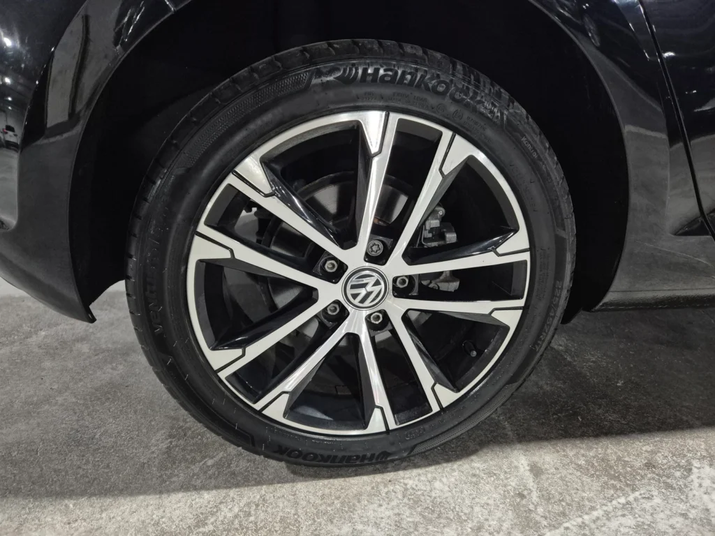 Volkswagen Golf 7th Generation 2.0 TDI Premium