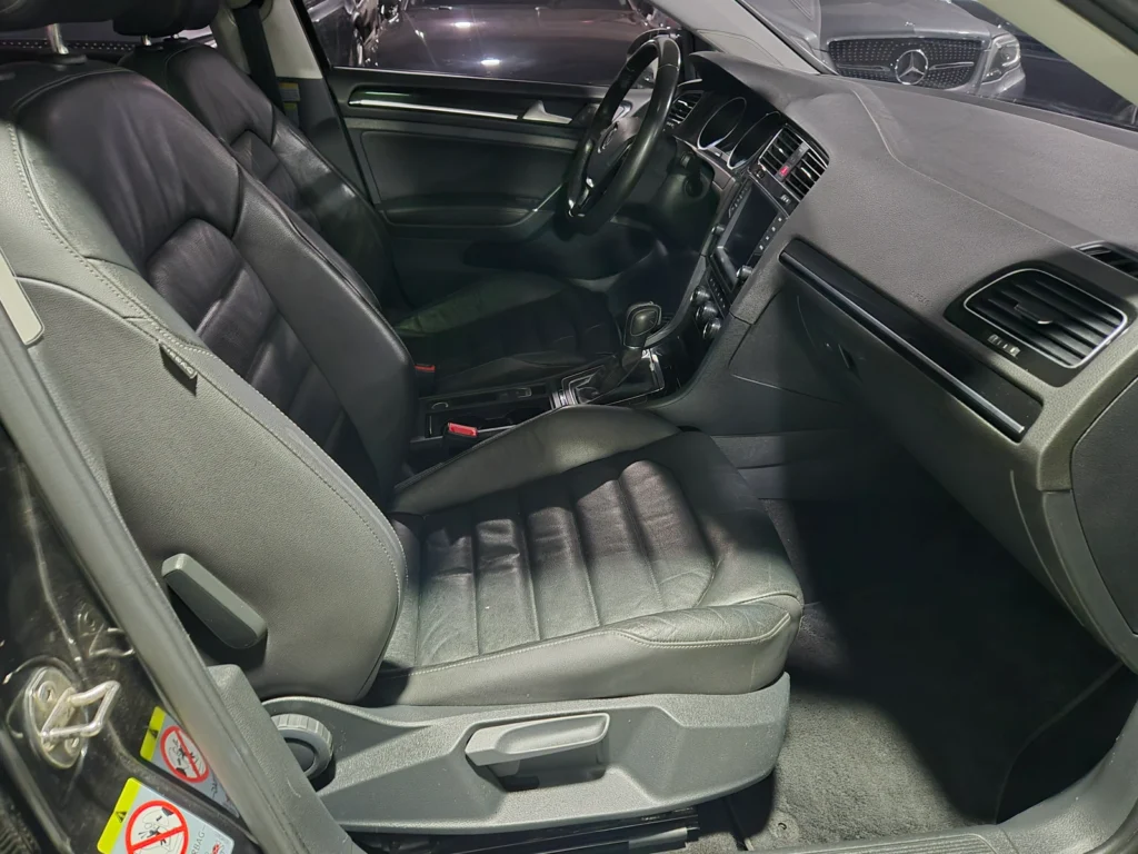 Volkswagen Golf 7th Generation 2.0 TDI Premium