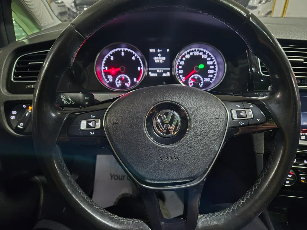 Volkswagen Golf 7th Generation 2.0 TDI Premium