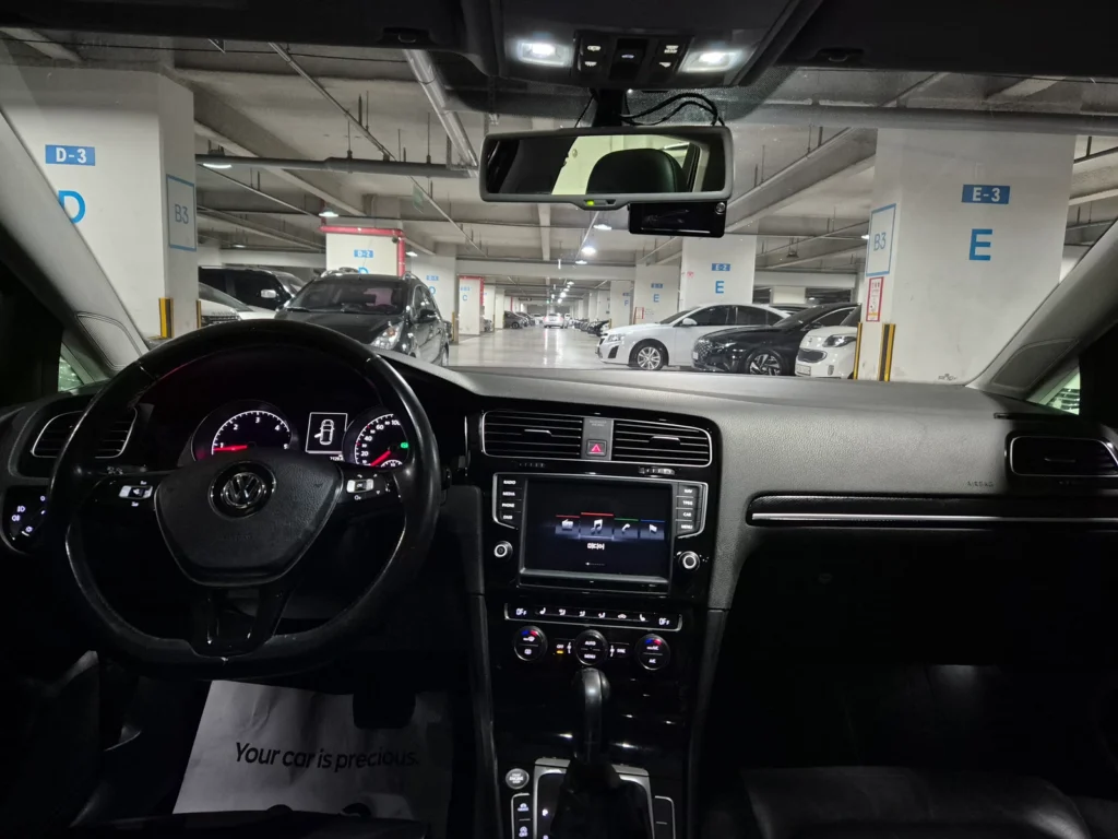 Volkswagen Golf 7th Generation 2.0 TDI Premium