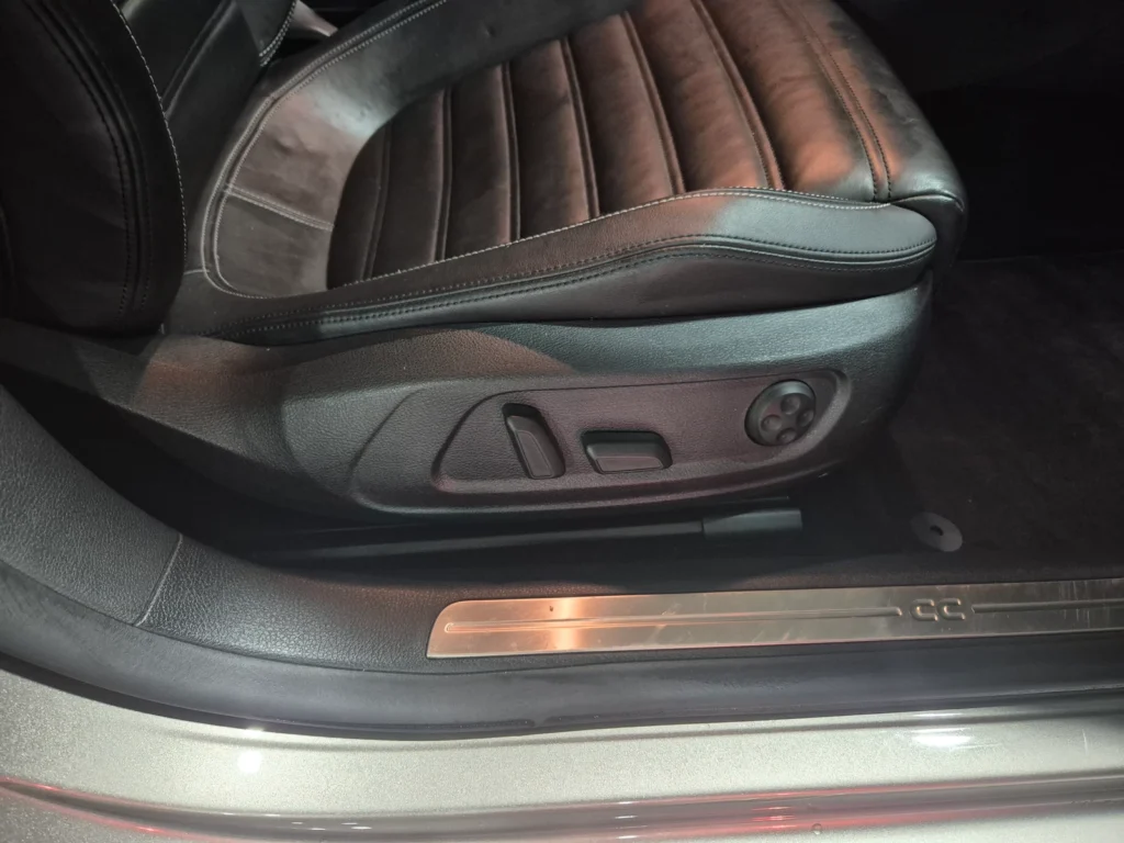 Volkswagen New CC 2.0 TDI BlueMotion 4MOTION