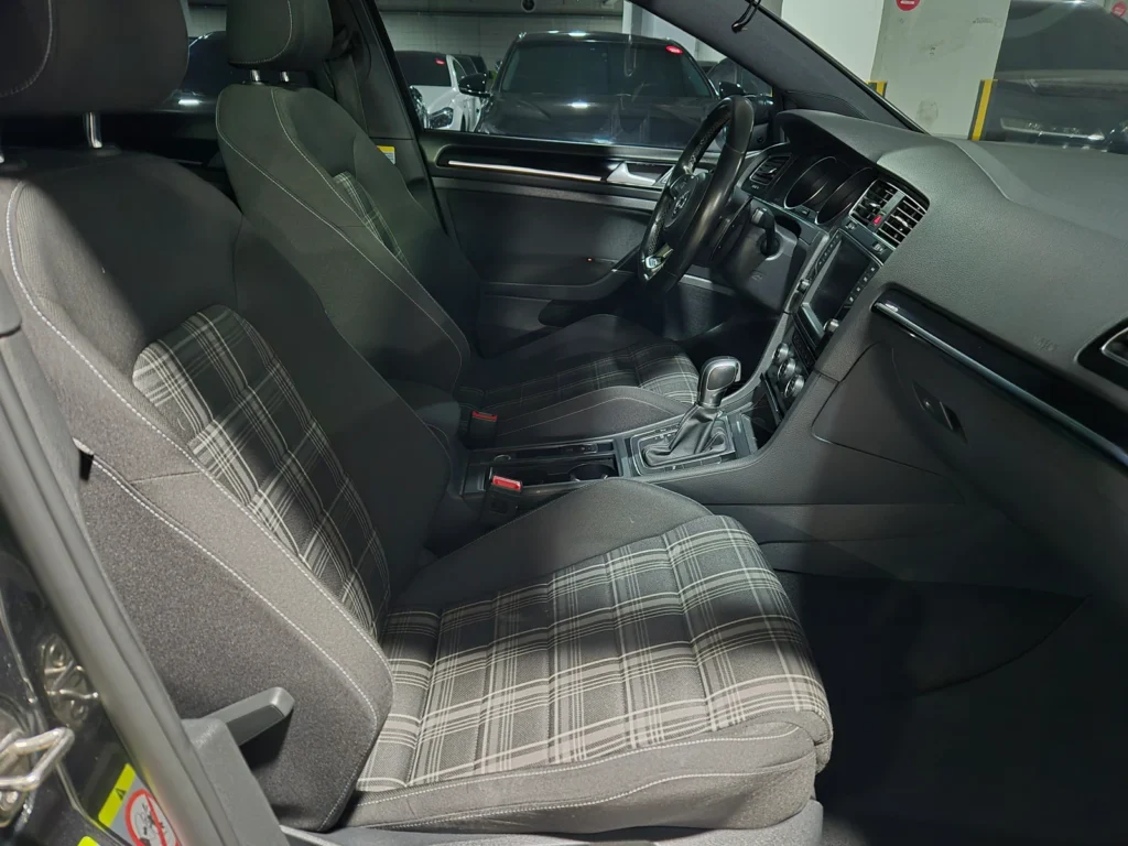 Volkswagen Golf 7th Gen 2.0 GTD Extreme Edition