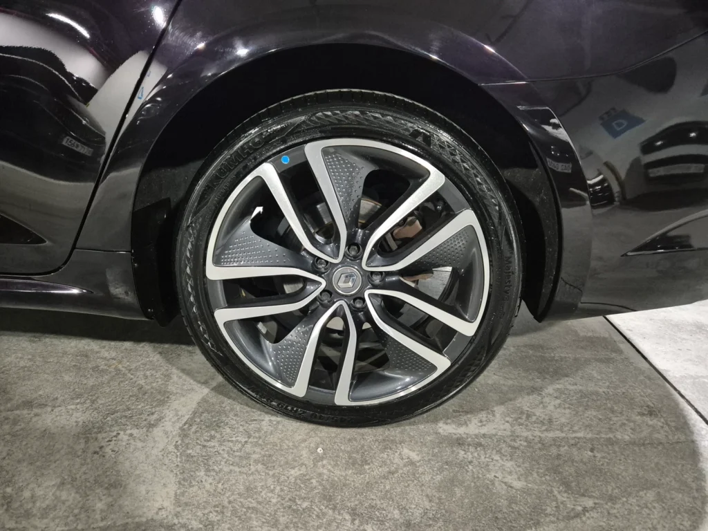 Renault-KoreaSamsung SM6 2.0 GDe RE