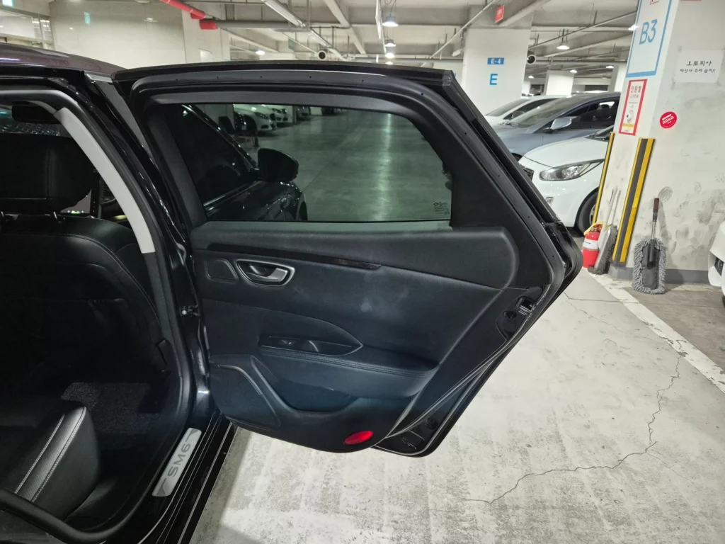 Renault-KoreaSamsung SM6 2.0 GDe RE