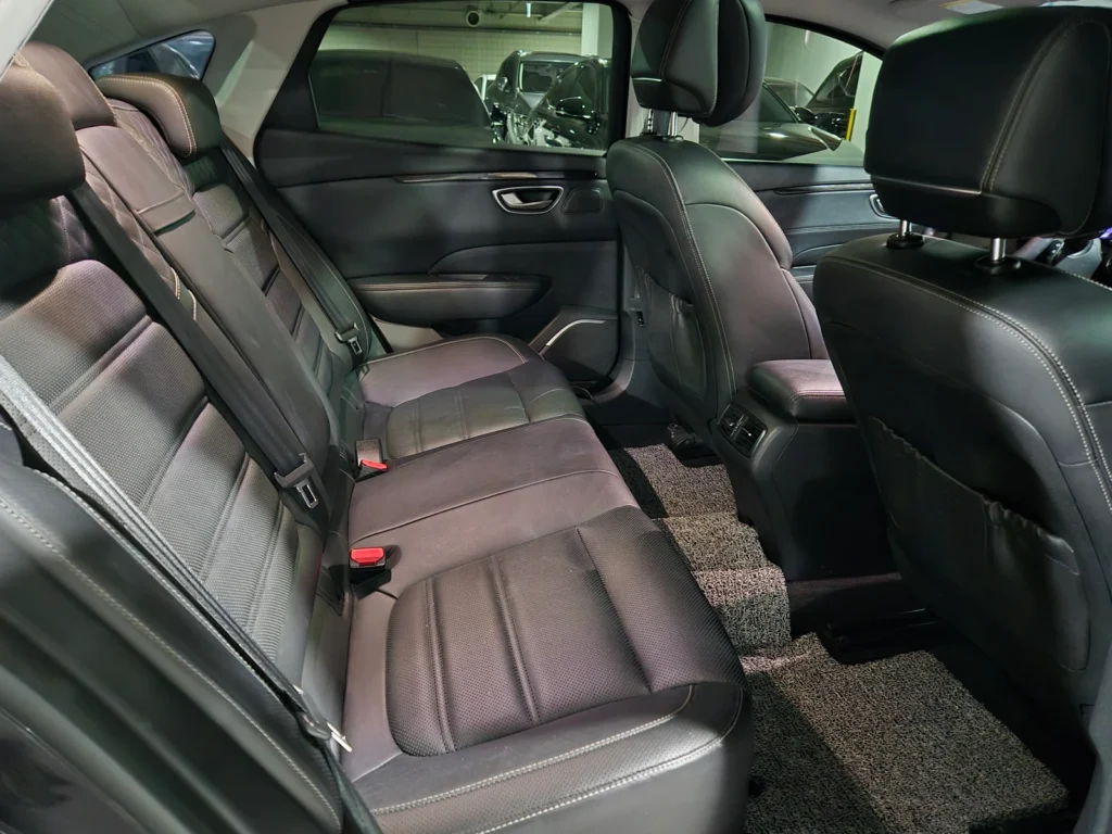 Renault-KoreaSamsung SM6 2.0 GDe RE