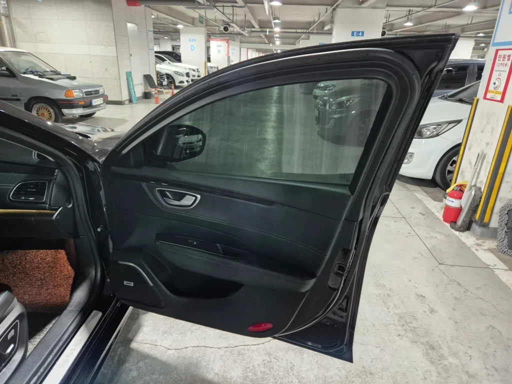 Renault-KoreaSamsung SM6 2.0 GDe RE