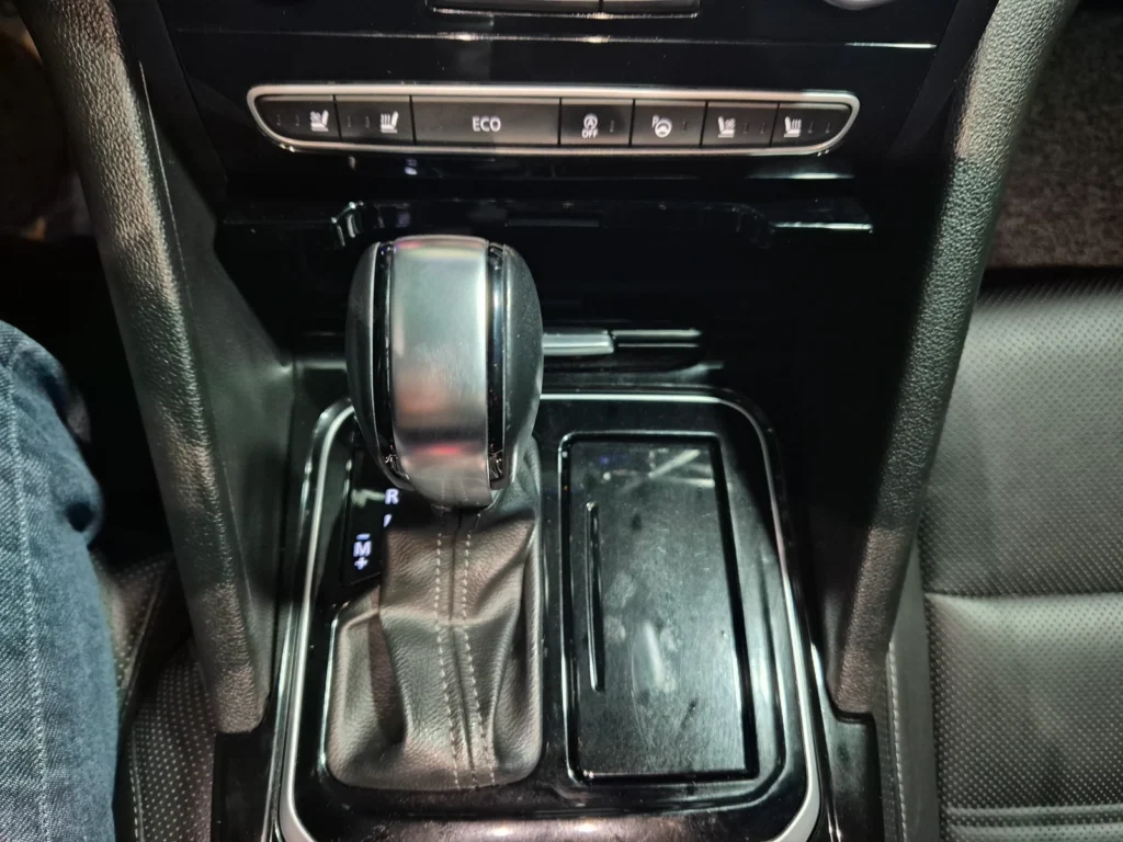 Renault-KoreaSamsung SM6 2.0 GDe RE