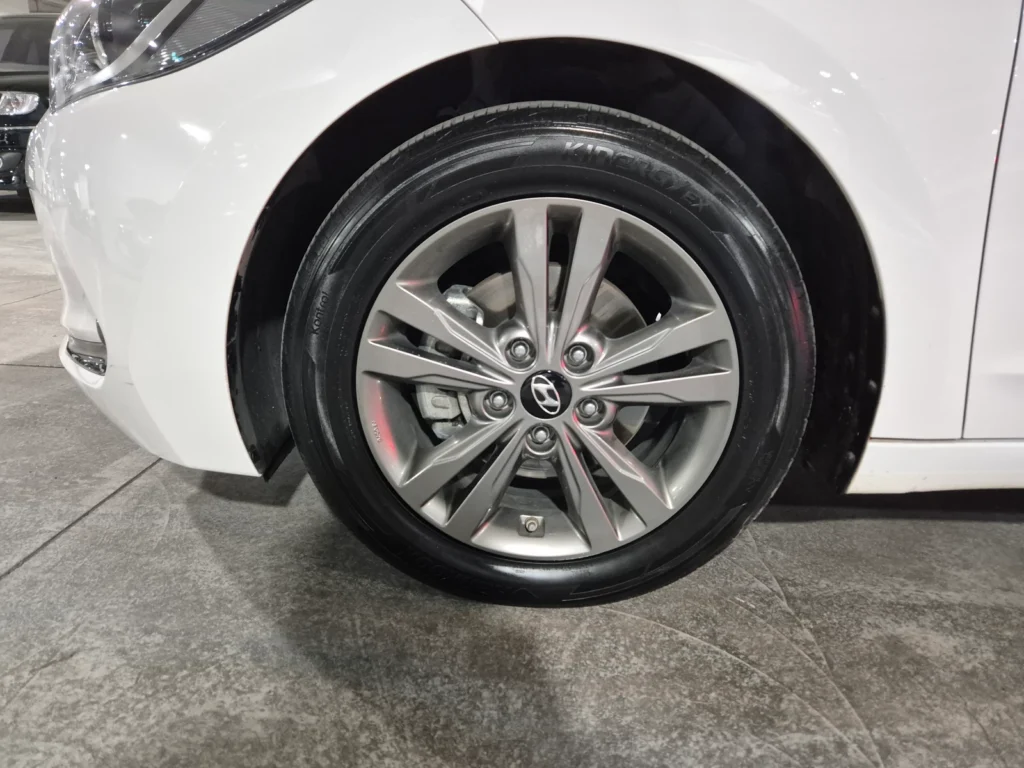 Hyundai Avante AD 1.6 e-VGT Smart