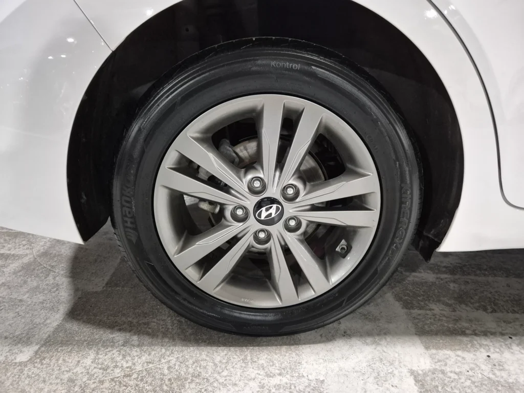 Hyundai Avante AD 1.6 e-VGT Smart