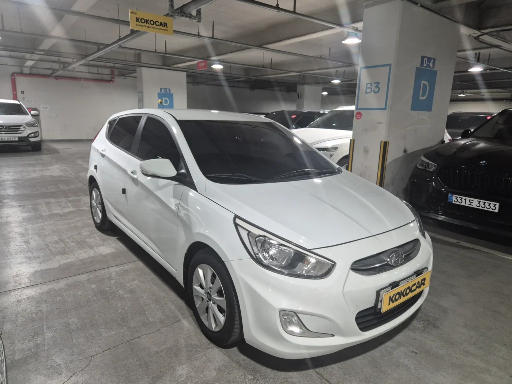 Hyundai Accent (new) Wit Diesel 1.6 VGT Modern