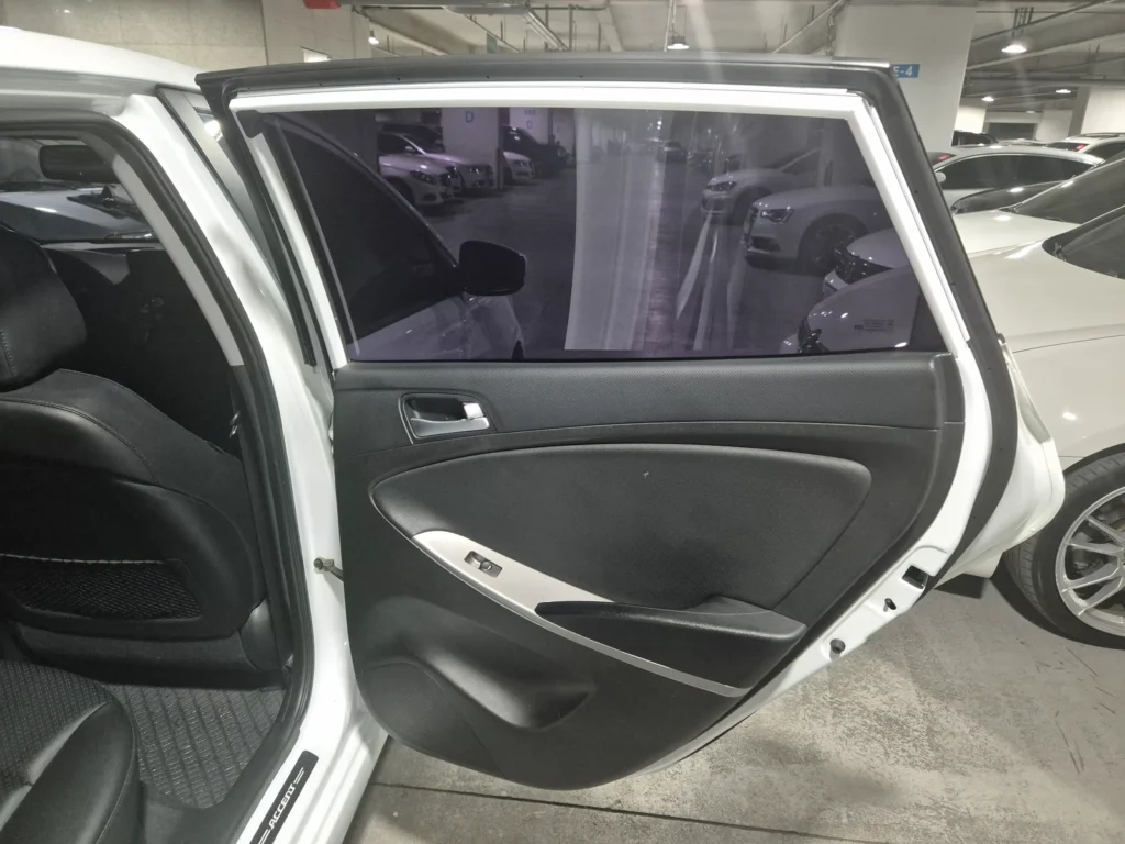 Hyundai Accent (new) Wit Diesel 1.6 VGT Modern