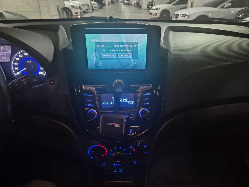 Hyundai Accent (new) Wit Diesel 1.6 VGT Modern