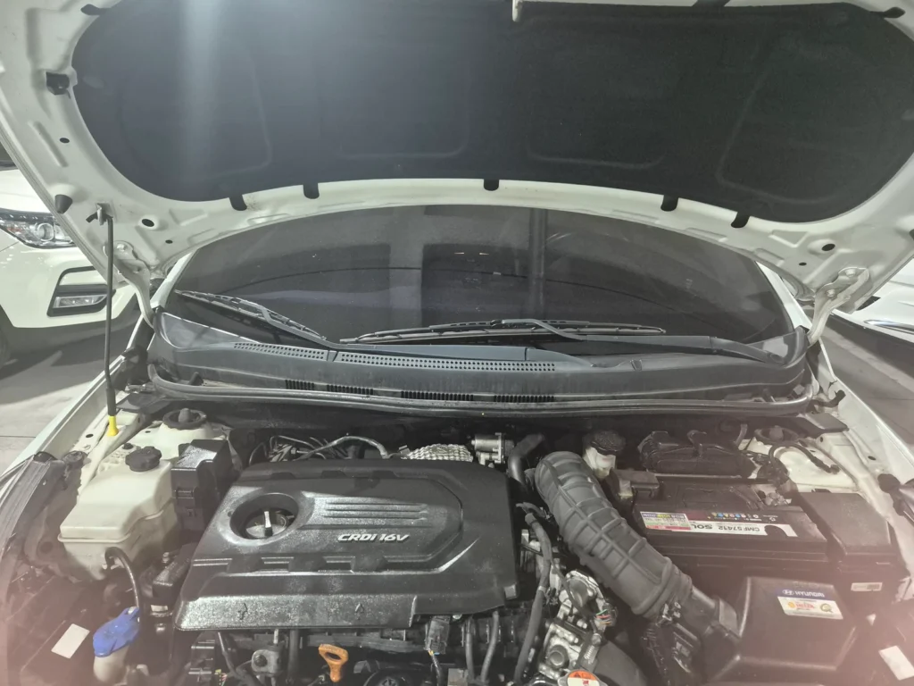 Hyundai Accent (new) Wit Diesel 1.6 VGT Modern