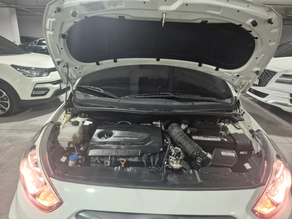 Hyundai Accent (new) Wit Diesel 1.6 VGT Modern