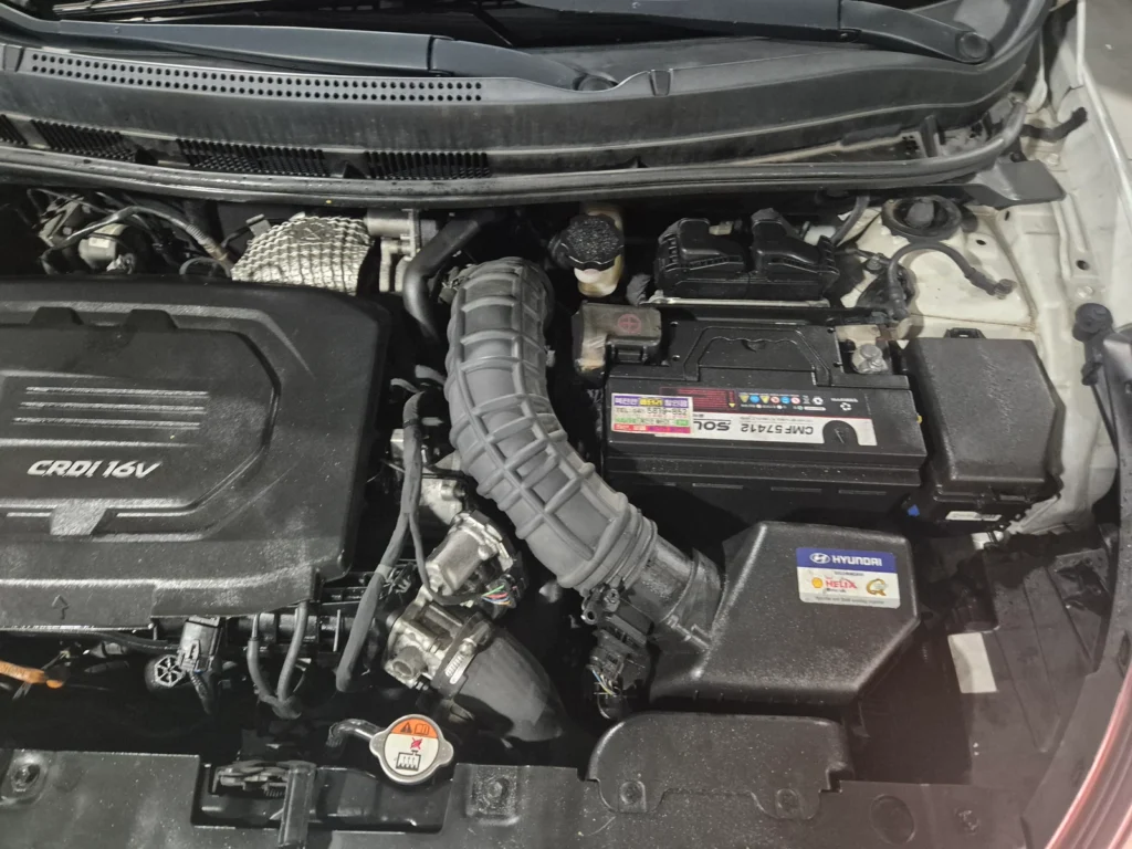 Hyundai Accent (new) Wit Diesel 1.6 VGT Modern