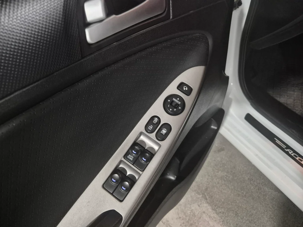 Hyundai Accent (new) Wit Diesel 1.6 VGT Modern