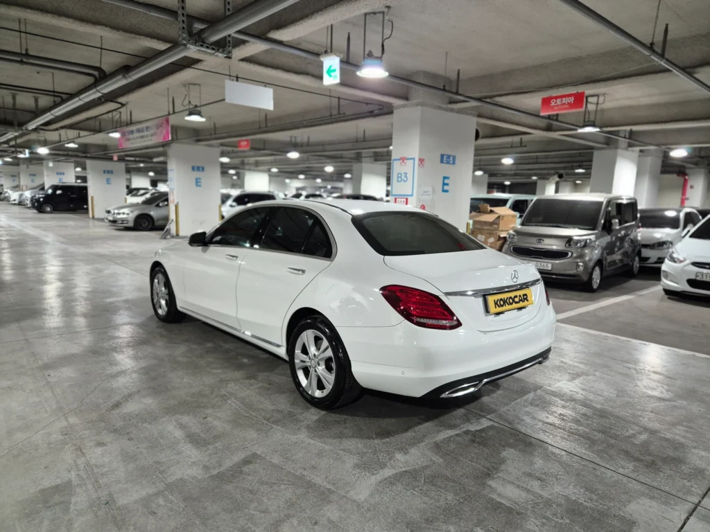 Benz C-Class W205 C220 d 4MATIC