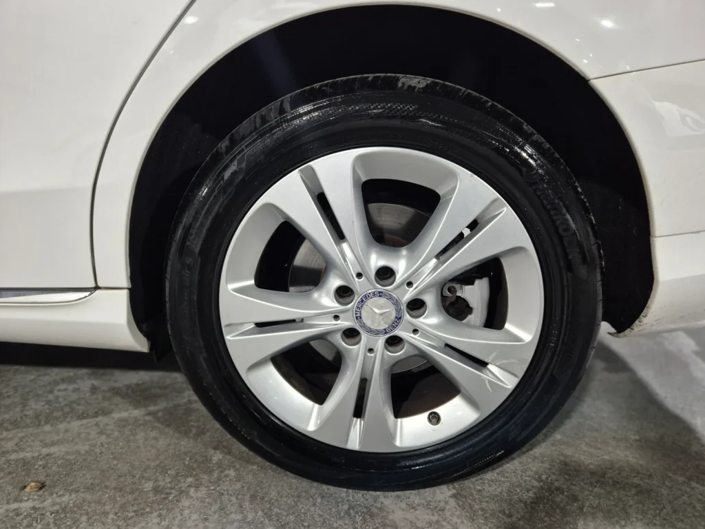 Benz C-Class W205 C220 d 4MATIC