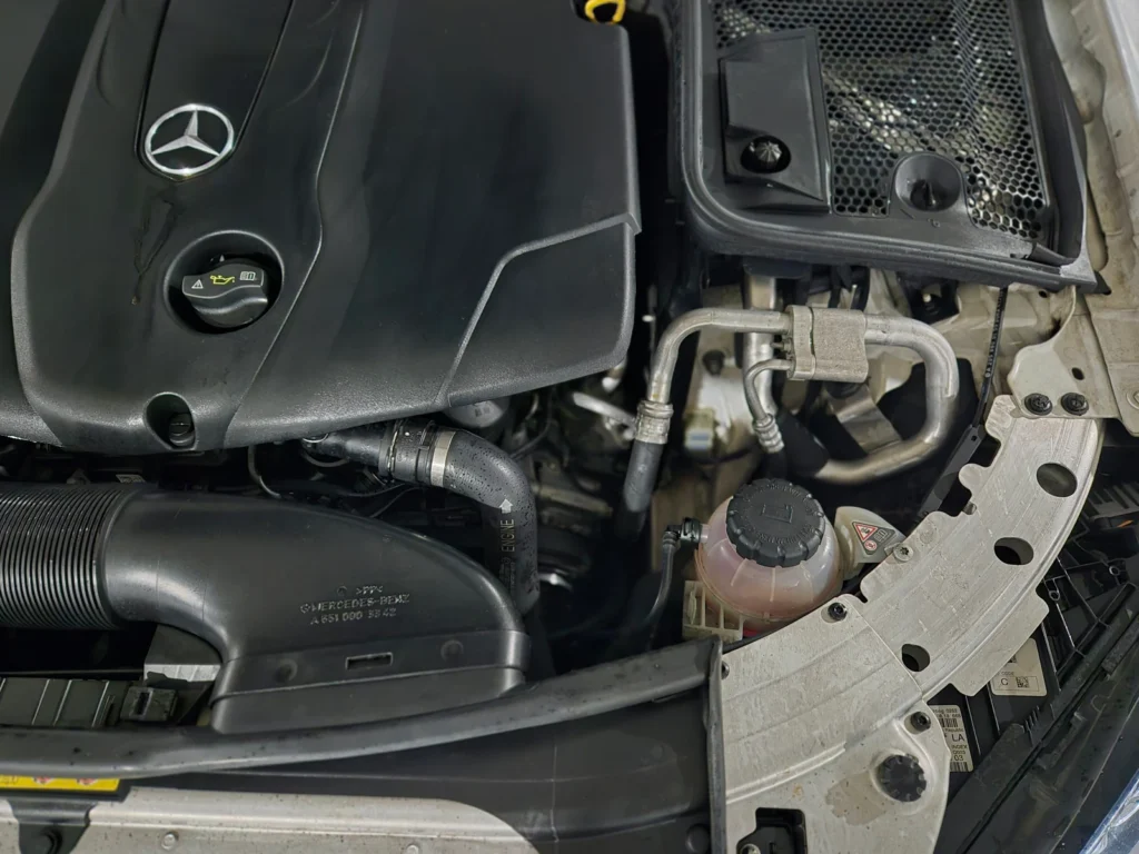 Benz C-Class W205 C220 d 4MATIC