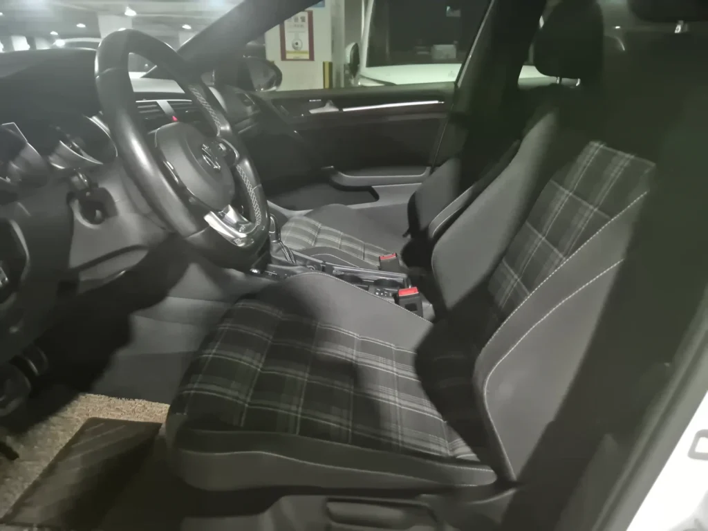 Volkswagen Golf 7th Gen 2.0 GTD Extreme Edition