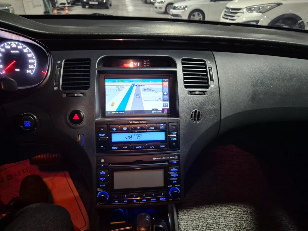 Hyundai Grandeur LPI Q270