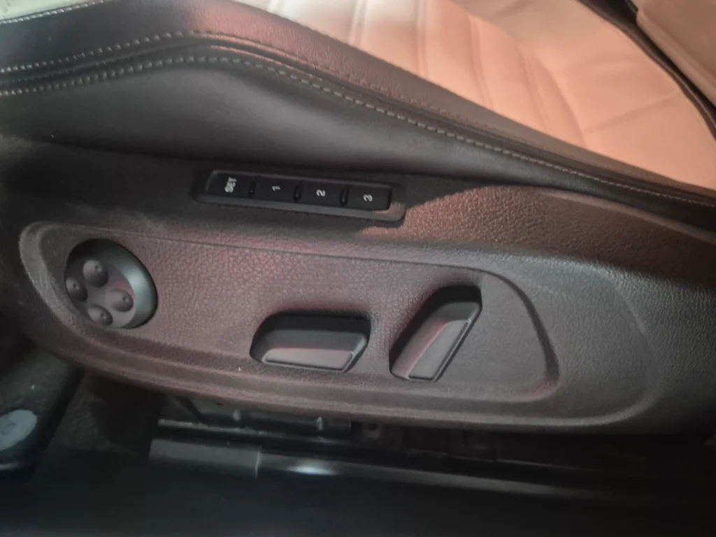 Volkswagen New CC 2.0 TDI BlueMotion