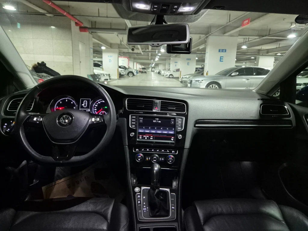 Volkswagen Golf 7th Gen 2.0 TDI Premium