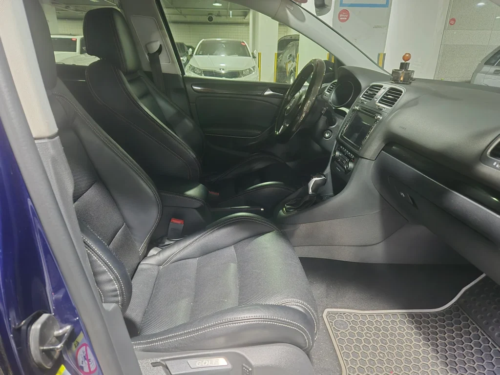 Volkswagen Golf 6th generation 2.0 TDI Style Edition