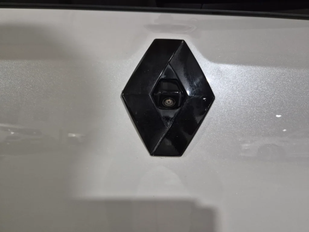 Renault-KoreaSamsung Clio Intens