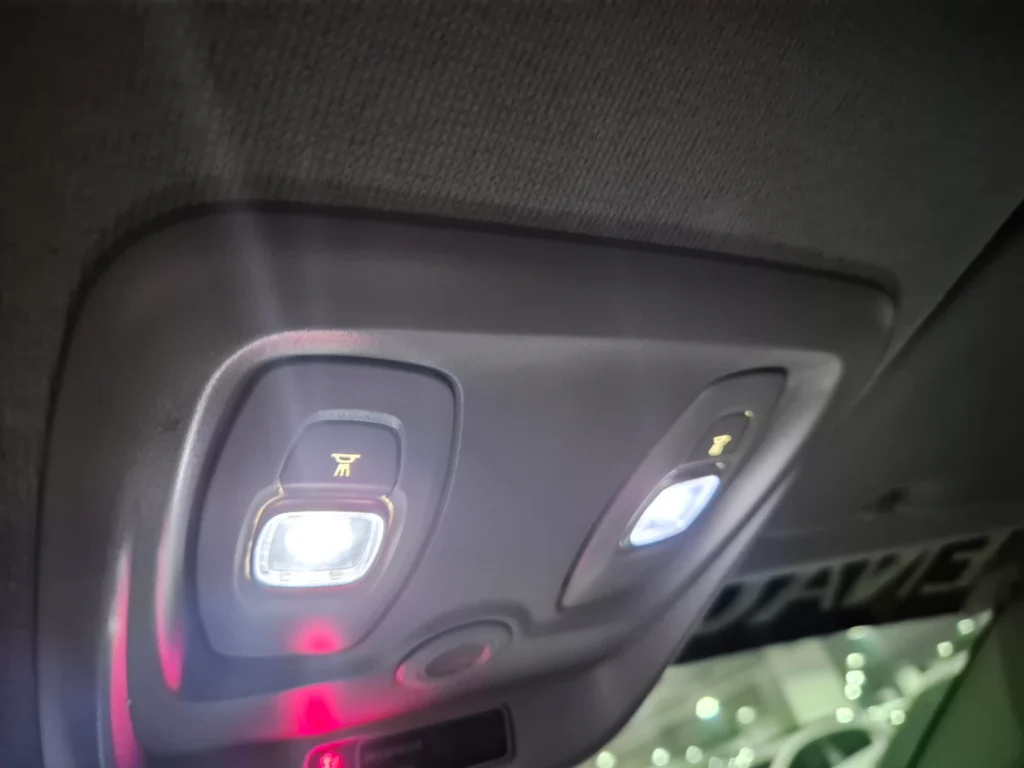 Renault-KoreaSamsung Clio Intens