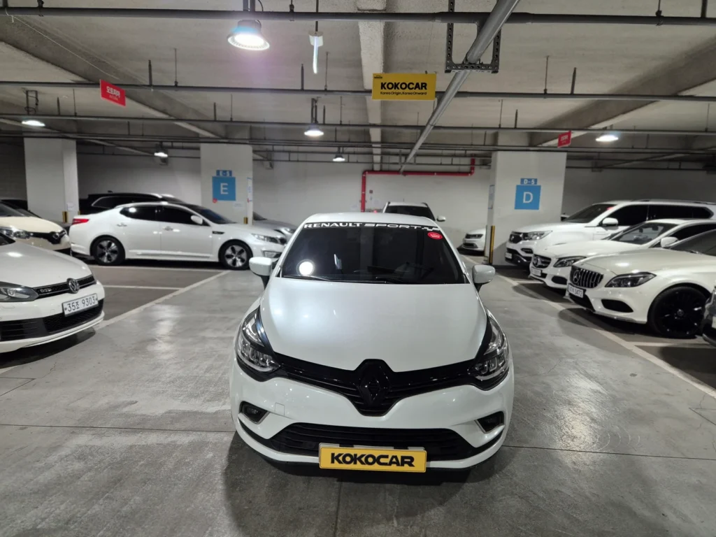 Renault-KoreaSamsung Clio Intens