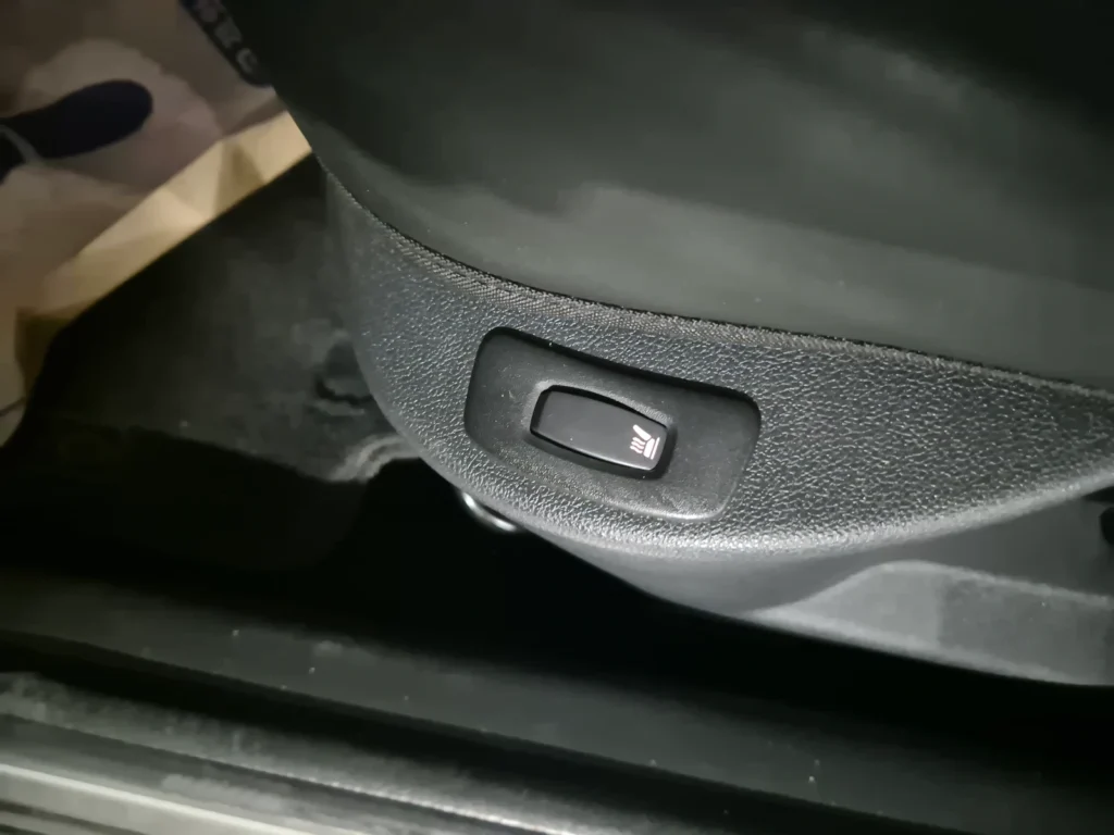 Renault-KoreaSamsung Clio Intens