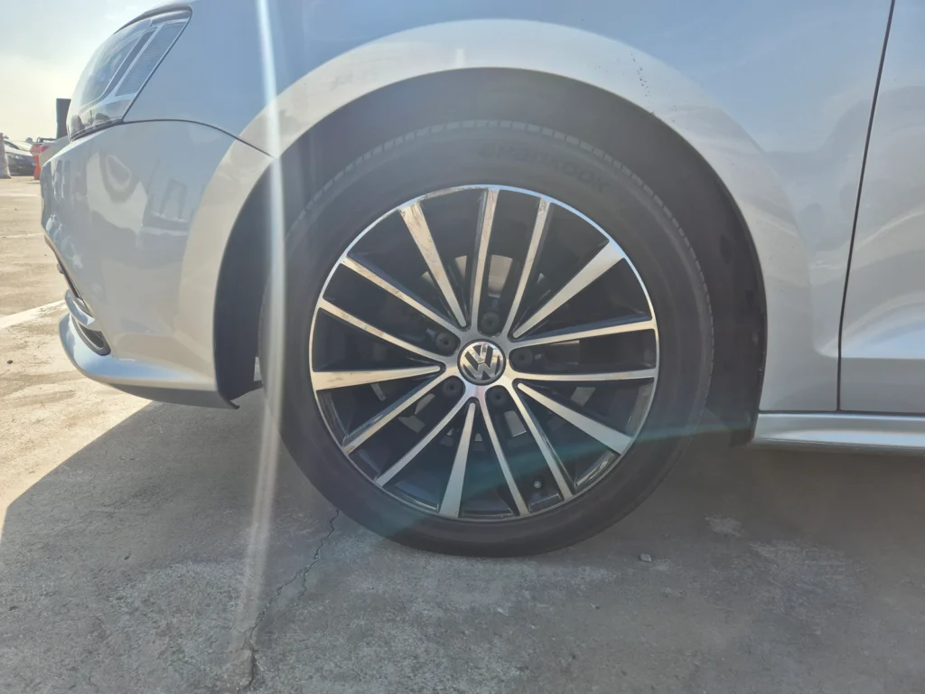 Volkswagen New Jetta 2.0 TDI BlueMotion