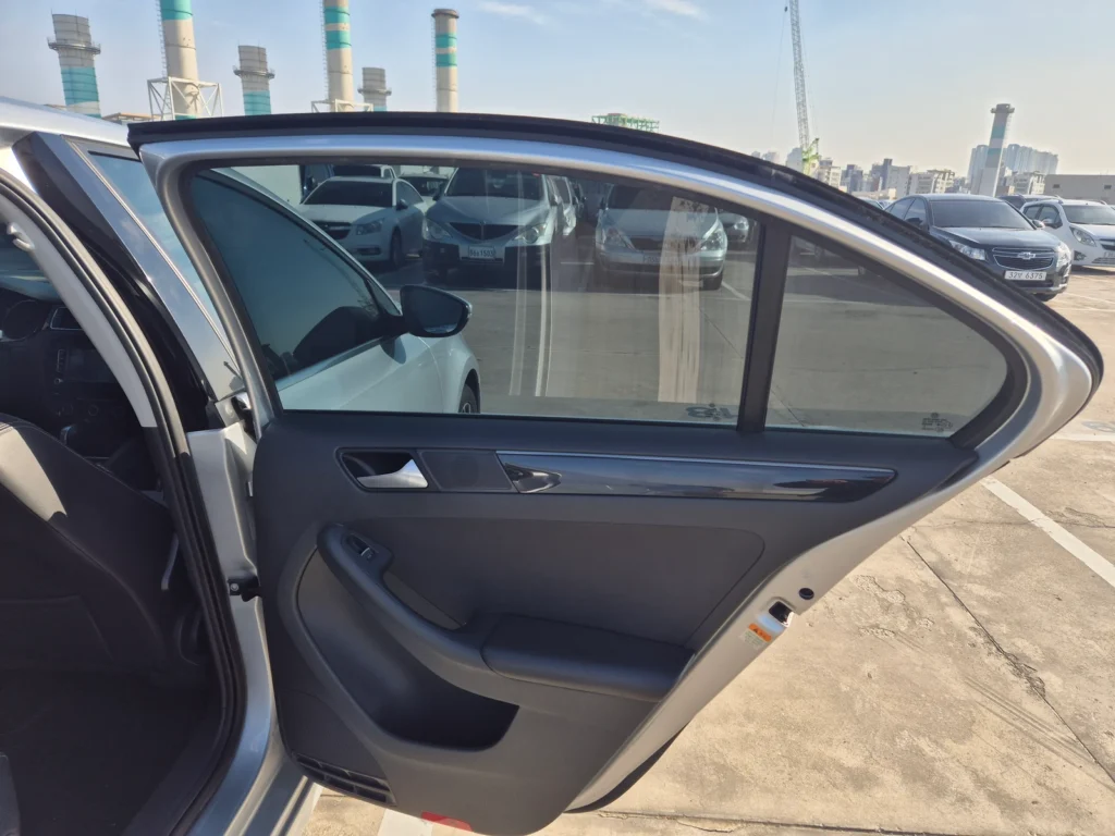 Volkswagen New Jetta 2.0 TDI BlueMotion