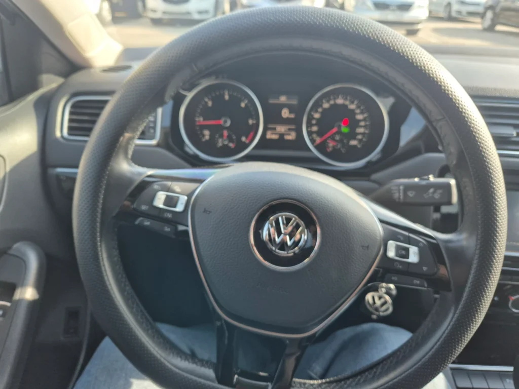 Volkswagen New Jetta 2.0 TDI BlueMotion