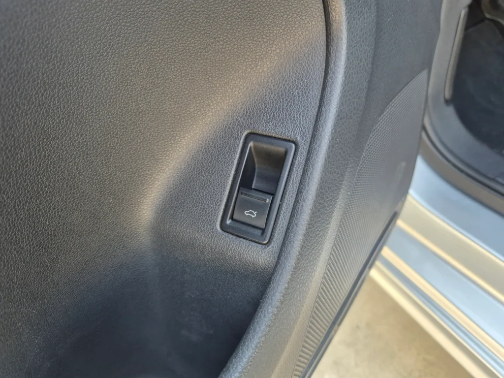 Volkswagen New Jetta 2.0 TDI BlueMotion