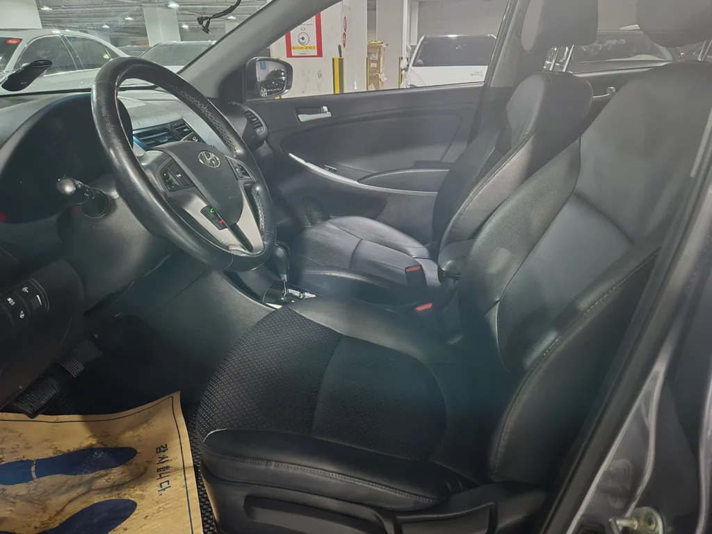 Hyundai Accent (CN) 1.4 VVT Premium