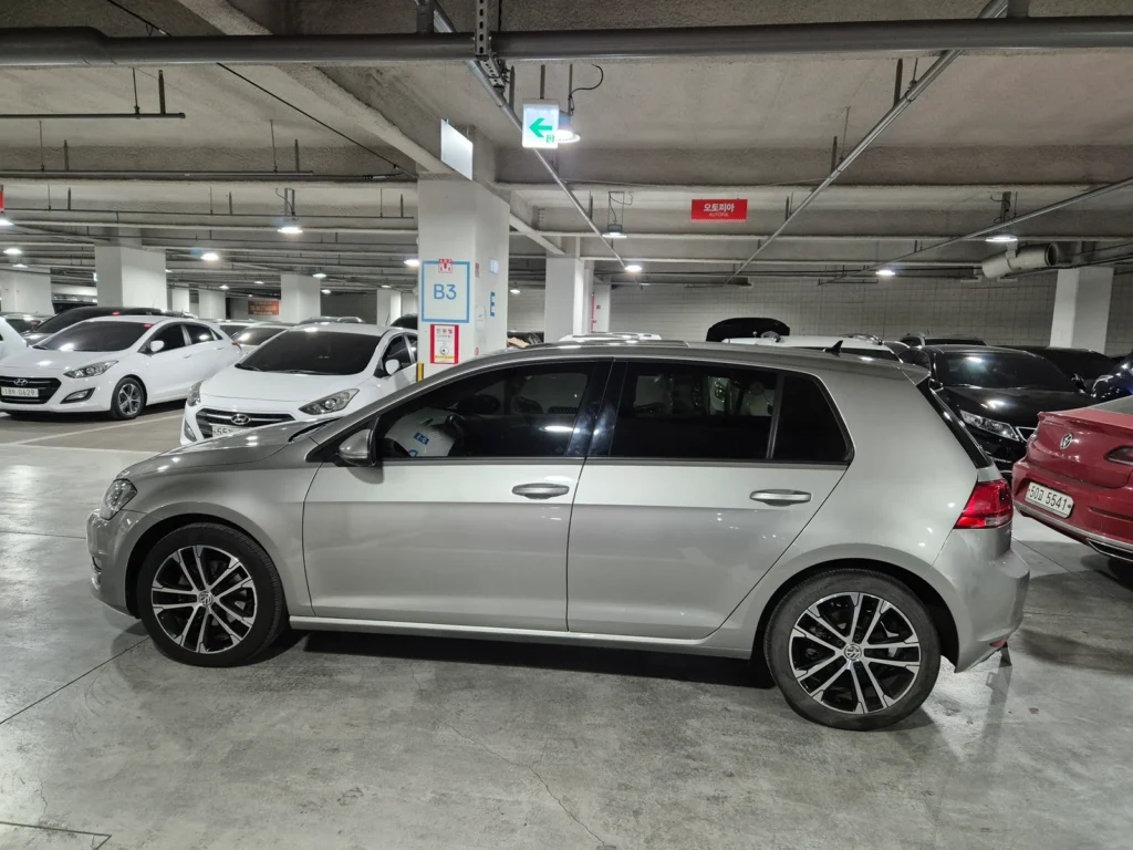 Volkswagen Golf 7th Gen 2.0 TDI Premium