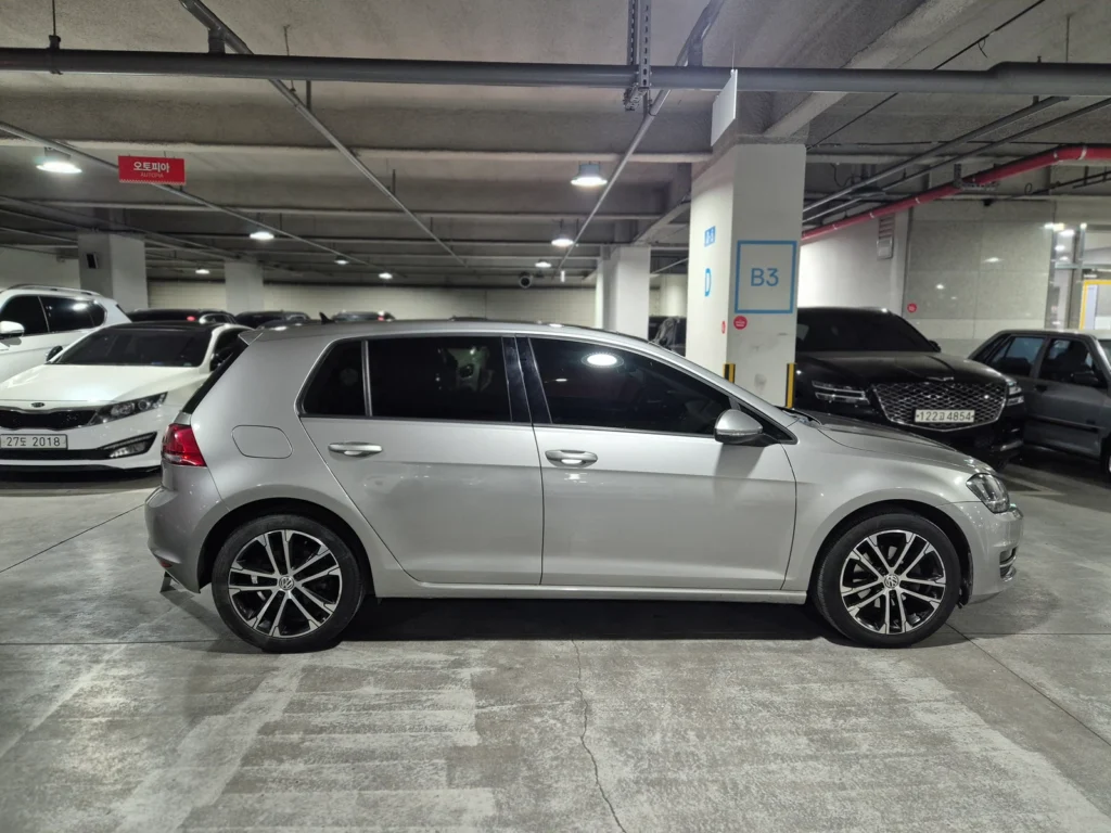Volkswagen Golf 7th Gen 2.0 TDI Premium