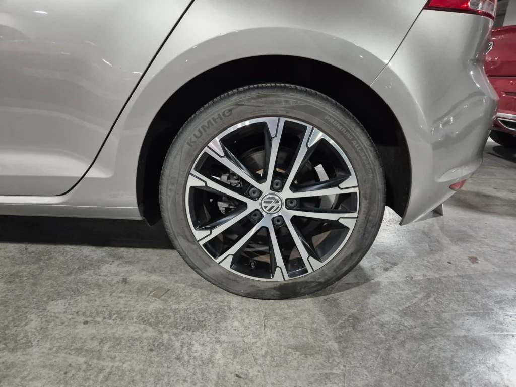 Volkswagen Golf 7th Gen 2.0 TDI Premium