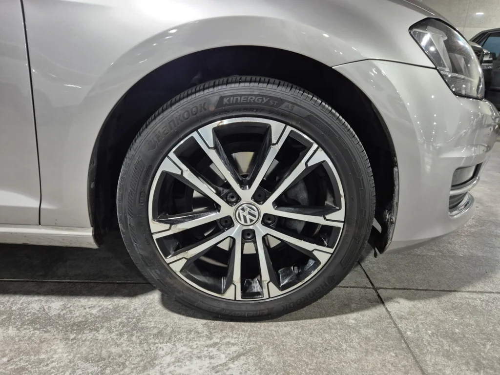 Volkswagen Golf 7th Gen 2.0 TDI Premium